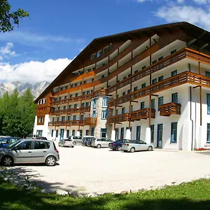  Hotel Orsoline Cortina